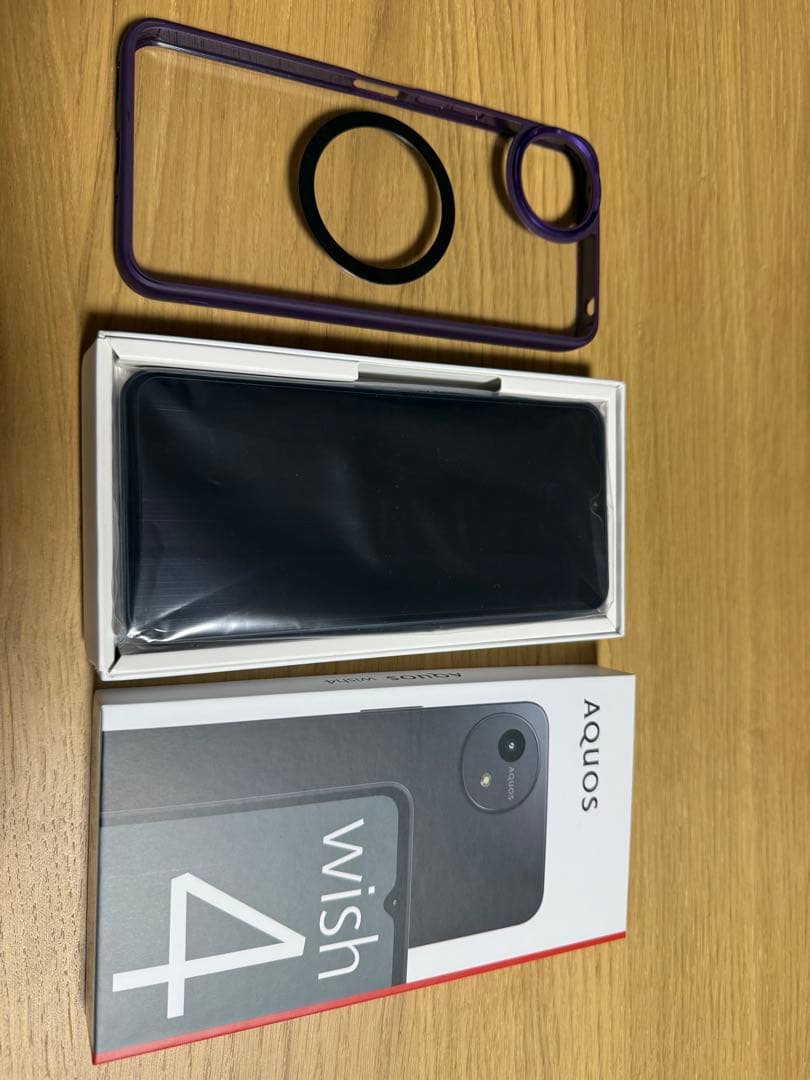 AQUOS wish 4 ブラック