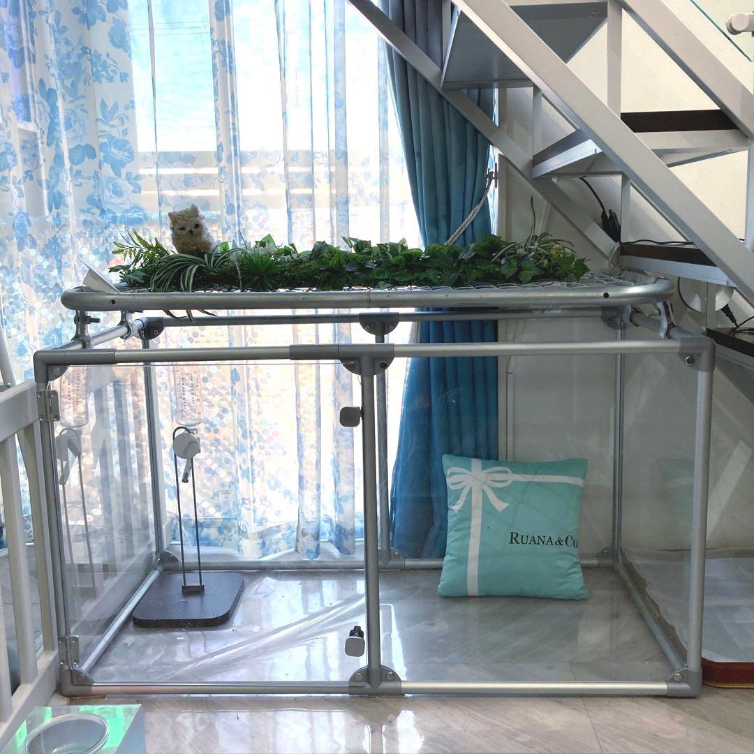 アクリル製ペットケージ　インスタ映え　おしゃれ