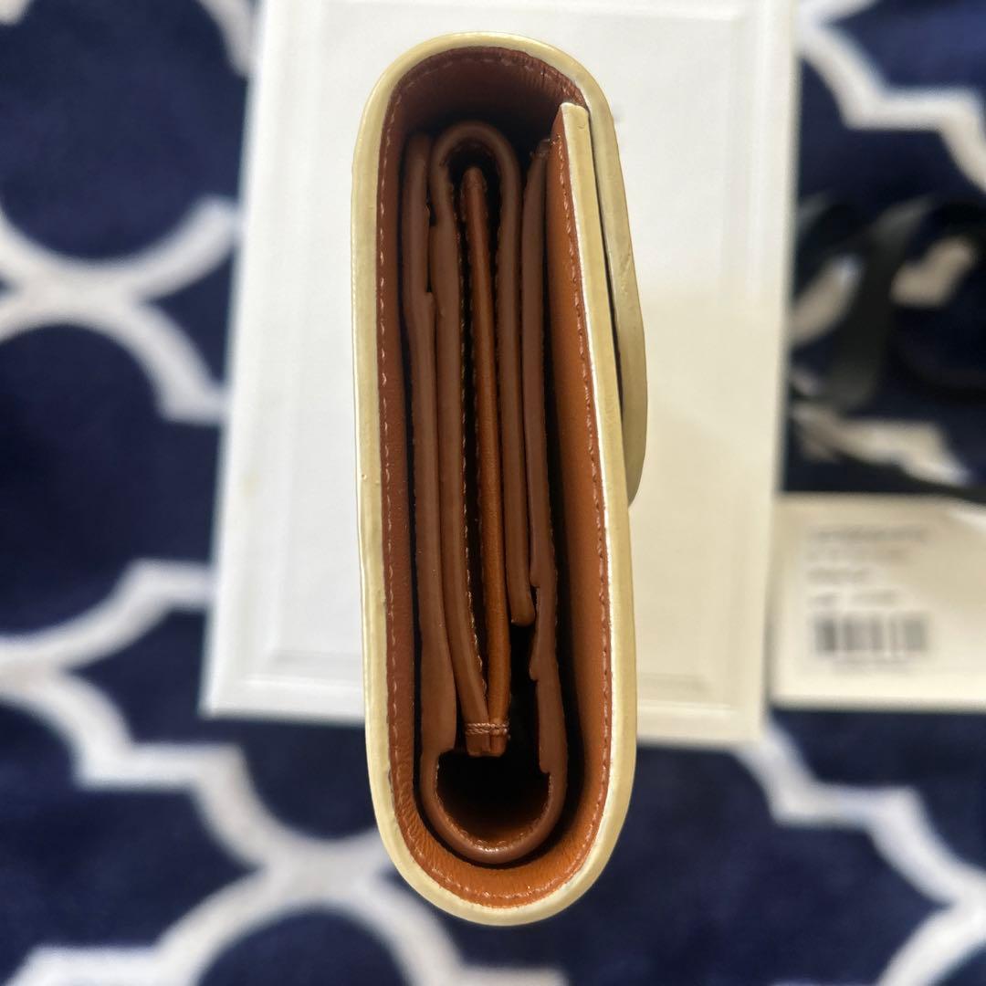 [最終価格]美品CELINE トリオンフ　三つ折り財布 アイボリー/ゴールド