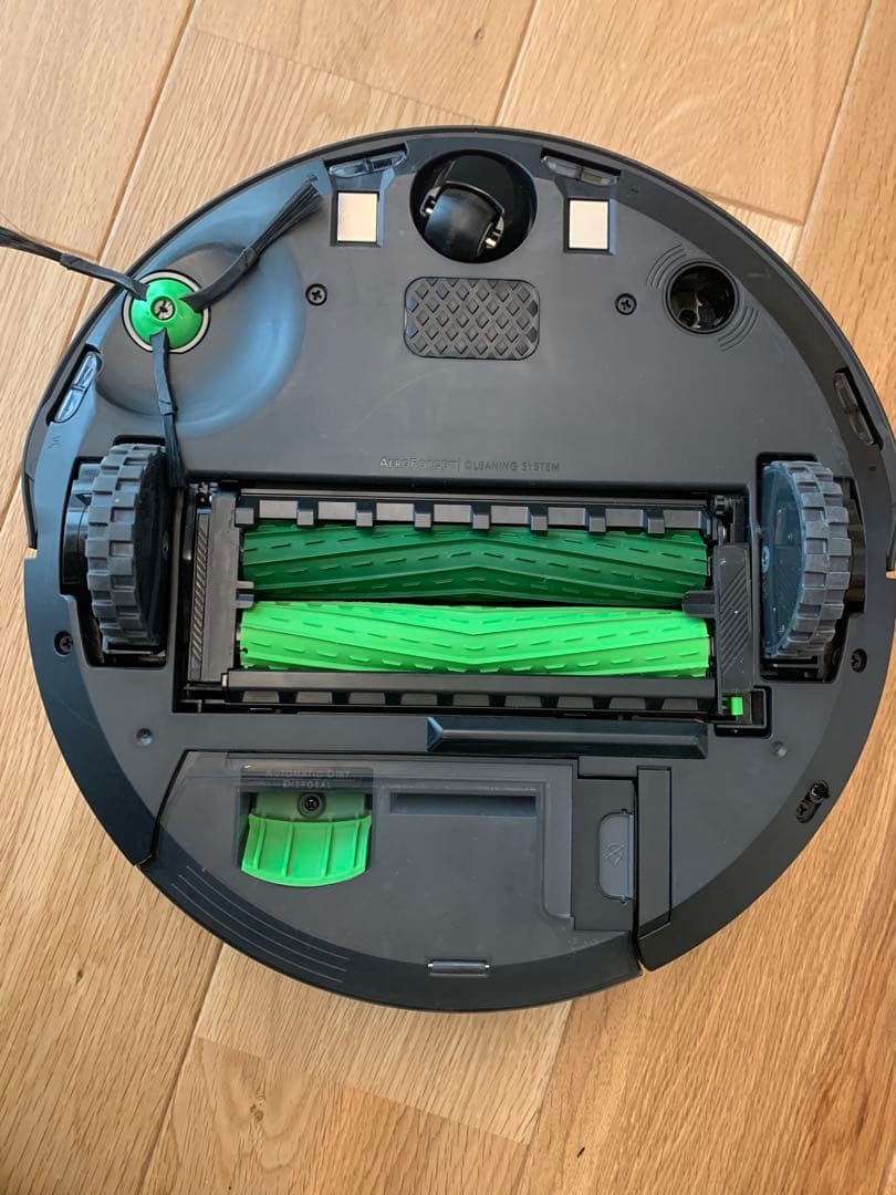 iRobot Roomba j9+ 本体