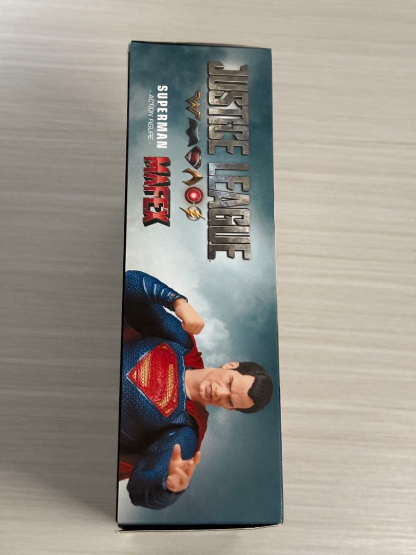 正規品 MAFEX スーパーマン フィギュア figure ジャスティスリーグ