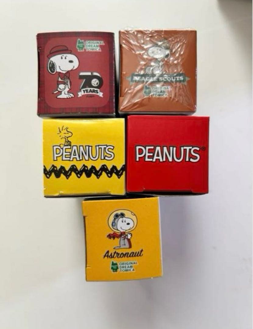 新品　まとめ売り　トミカ USJ限定 ピーナッツ スヌーピータウン　限定　可愛い