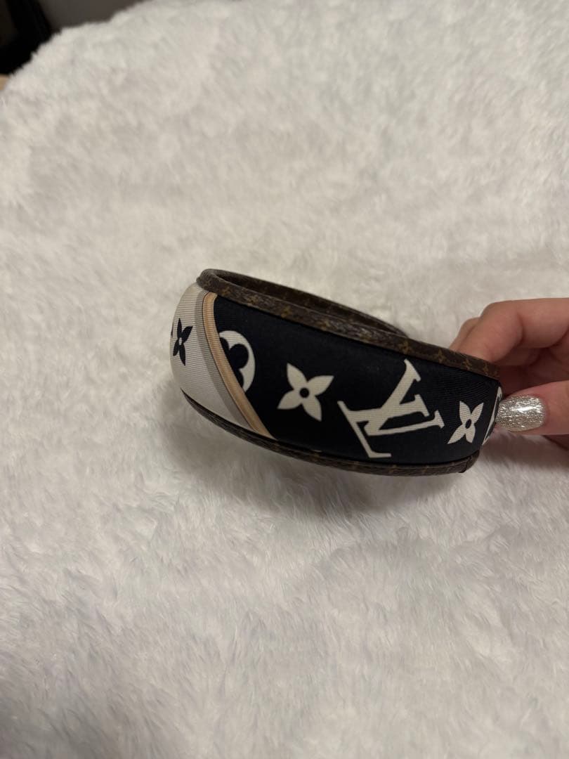 Louis Vuitton モノグラムカチューシャ