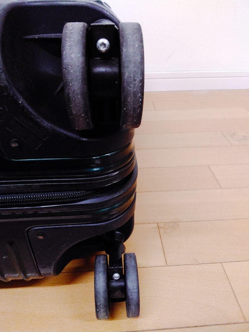 【リモワ 限定version SALSA DELUXE 】