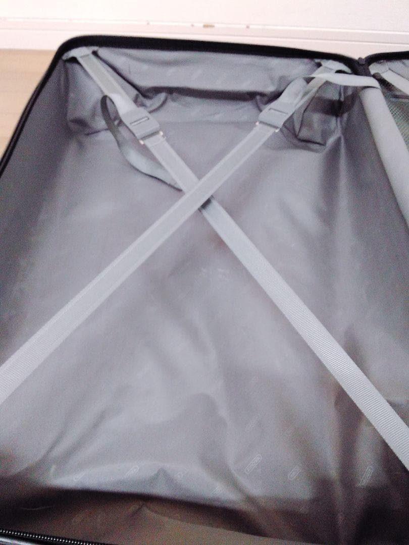 【リモワ 限定version SALSA DELUXE 】