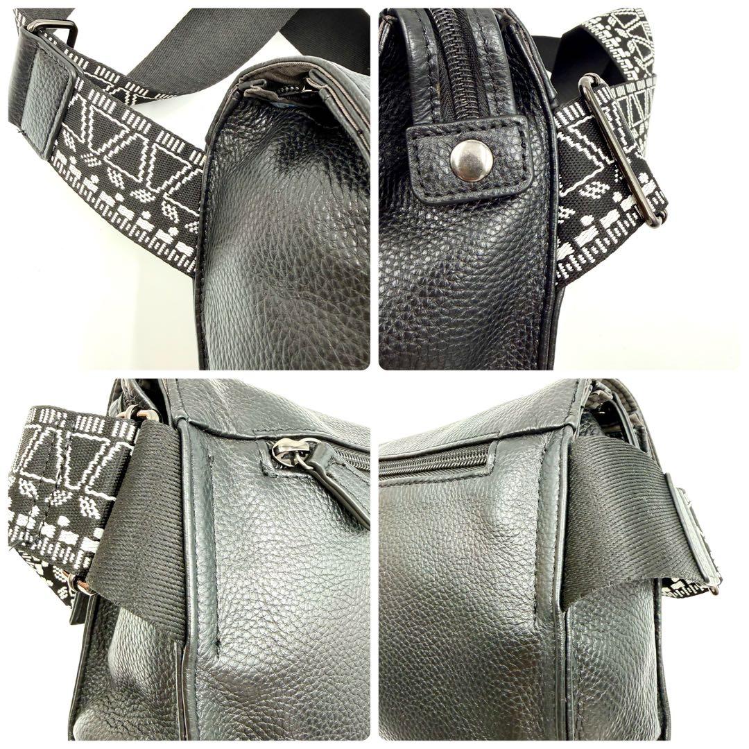 WEB限定イアパピヨネ 柄ワイドテープ ショルダーバッグ ブラック 幾何学 模様