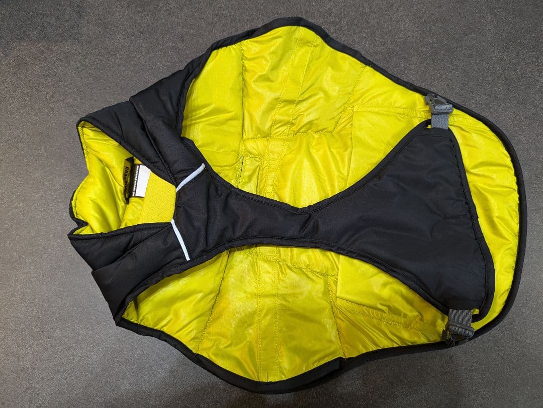 【再値下げ】☆試着のみ☆Ruffwear 犬用コート Sサイズ ブラック