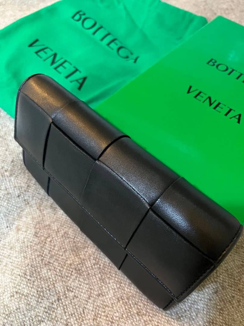 BOTTEGA VENETA 長財布 カセット ラージ フラップウォレット