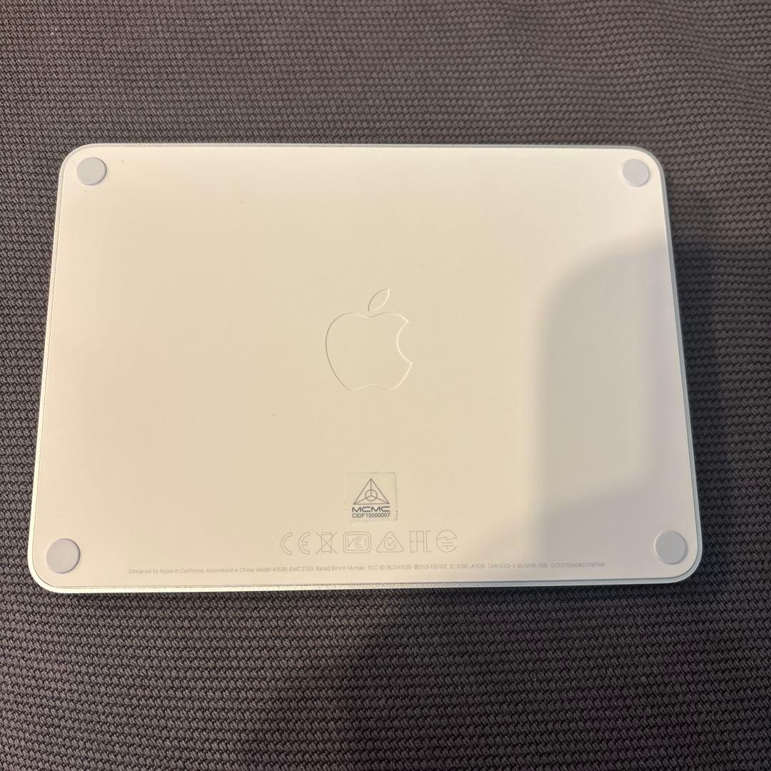 Magic Trackpad ホワイト USB-Cケーブル付き