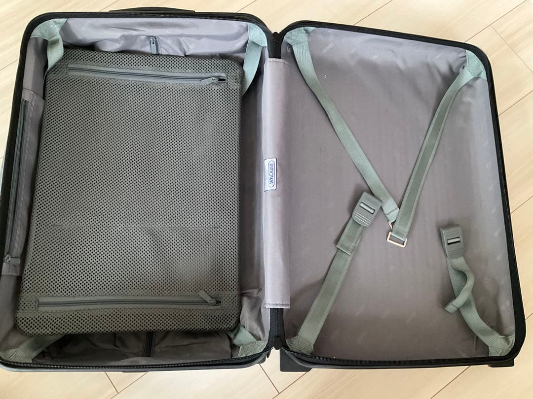 RIMOWA サルサ　ブラック キャリーケース
