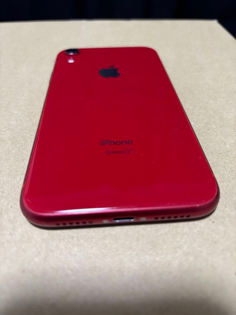 ★iPhone XR★SIMフリー⭐︎美品⭐︎eSIM入⭐︎送料込⭐︎apple スマホ