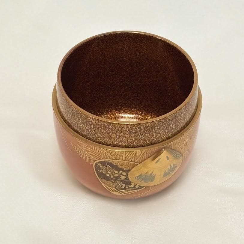 ゆりのはな　棗　一后一兆作　貝に松　盛上高蒔絵　専用箱付き　茶道具　H701