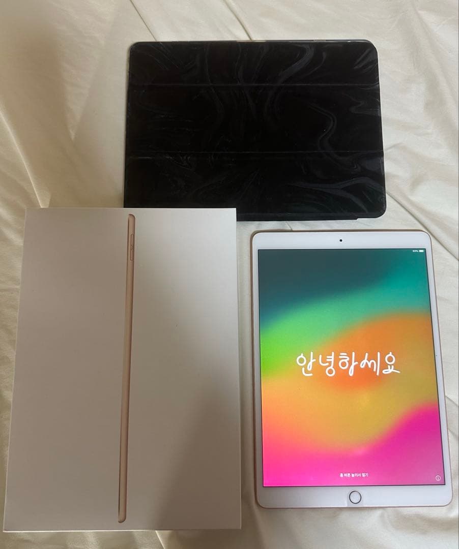 期間限定出品iPad Air第3世代 WiFiモデル64GBゴールド カバー付き