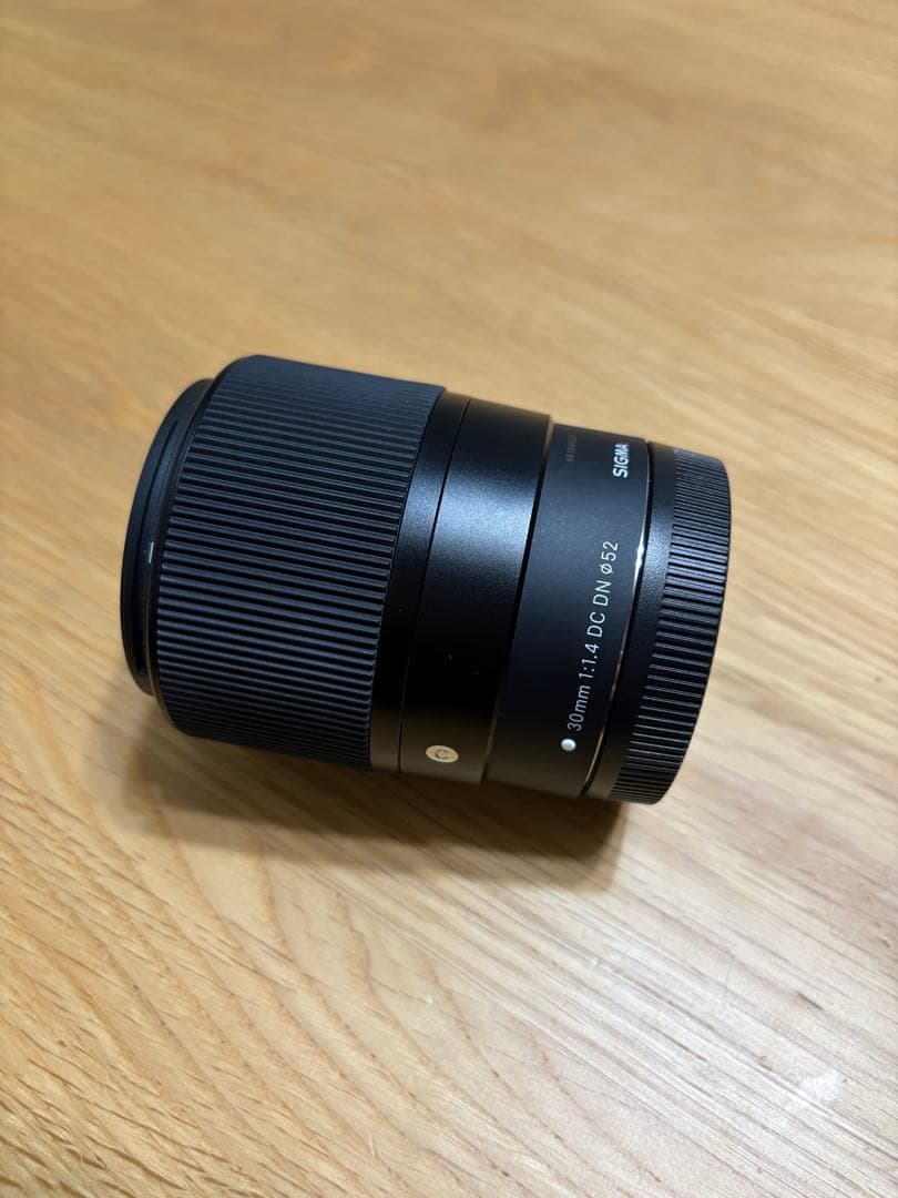 SIGMA 30mm F1.4 DC DN レンズ