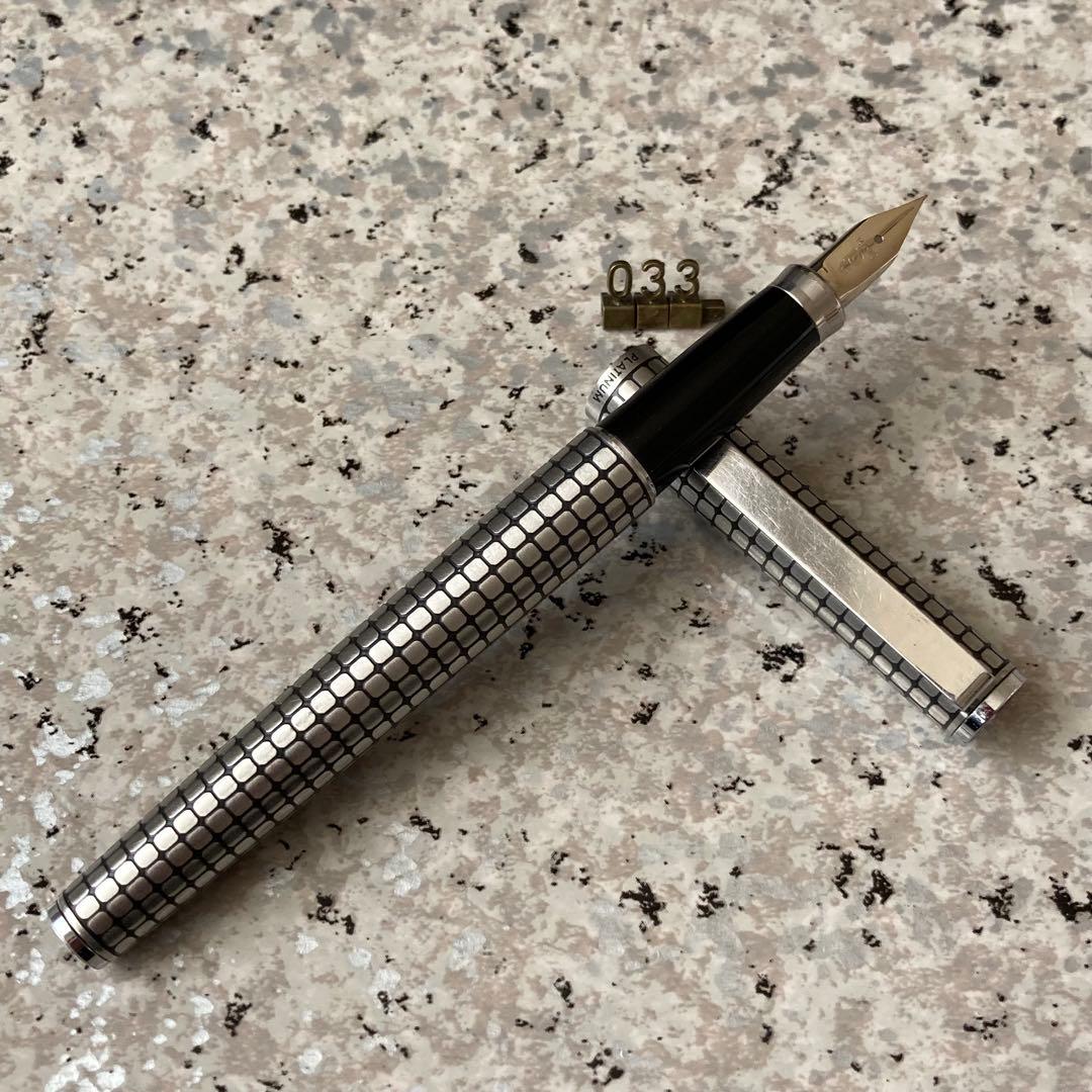 #033 オーバーホール済み 万年筆 プラチナ 蝕刻 全格子 ロング 14k