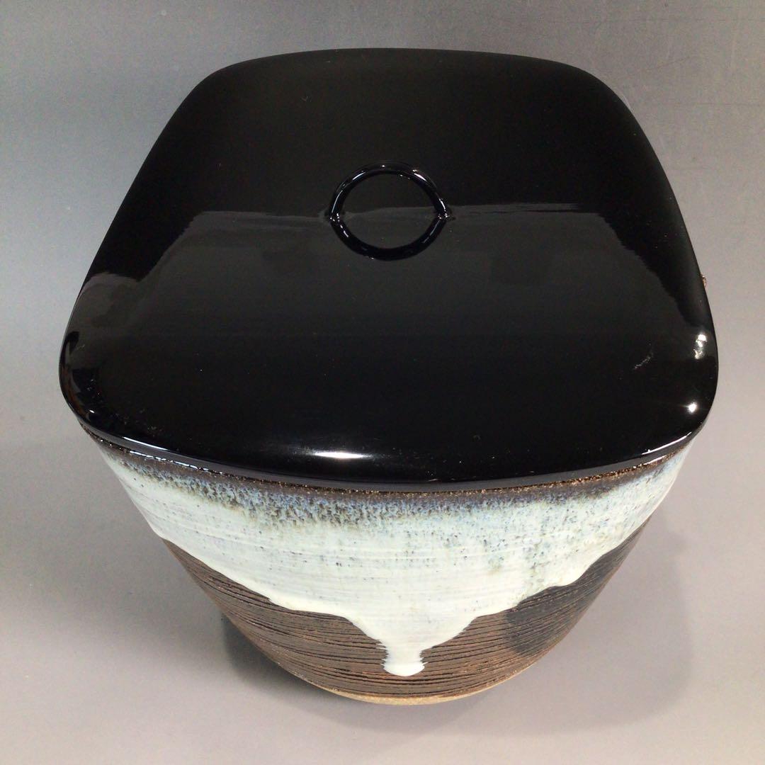 Ｐ１４６　水指　『高取焼』『笹山登古造』『耳付水指』　共箱　茶道具