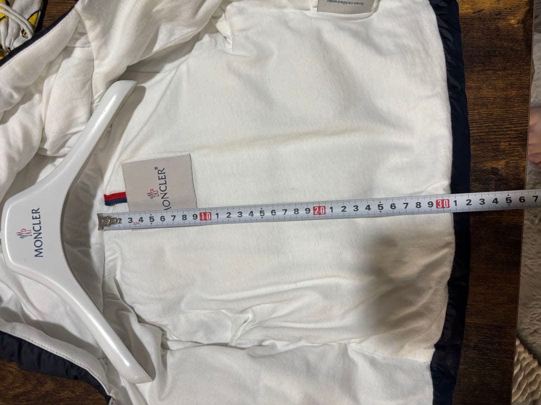 モンクレール ベビー　ダウンジャケット