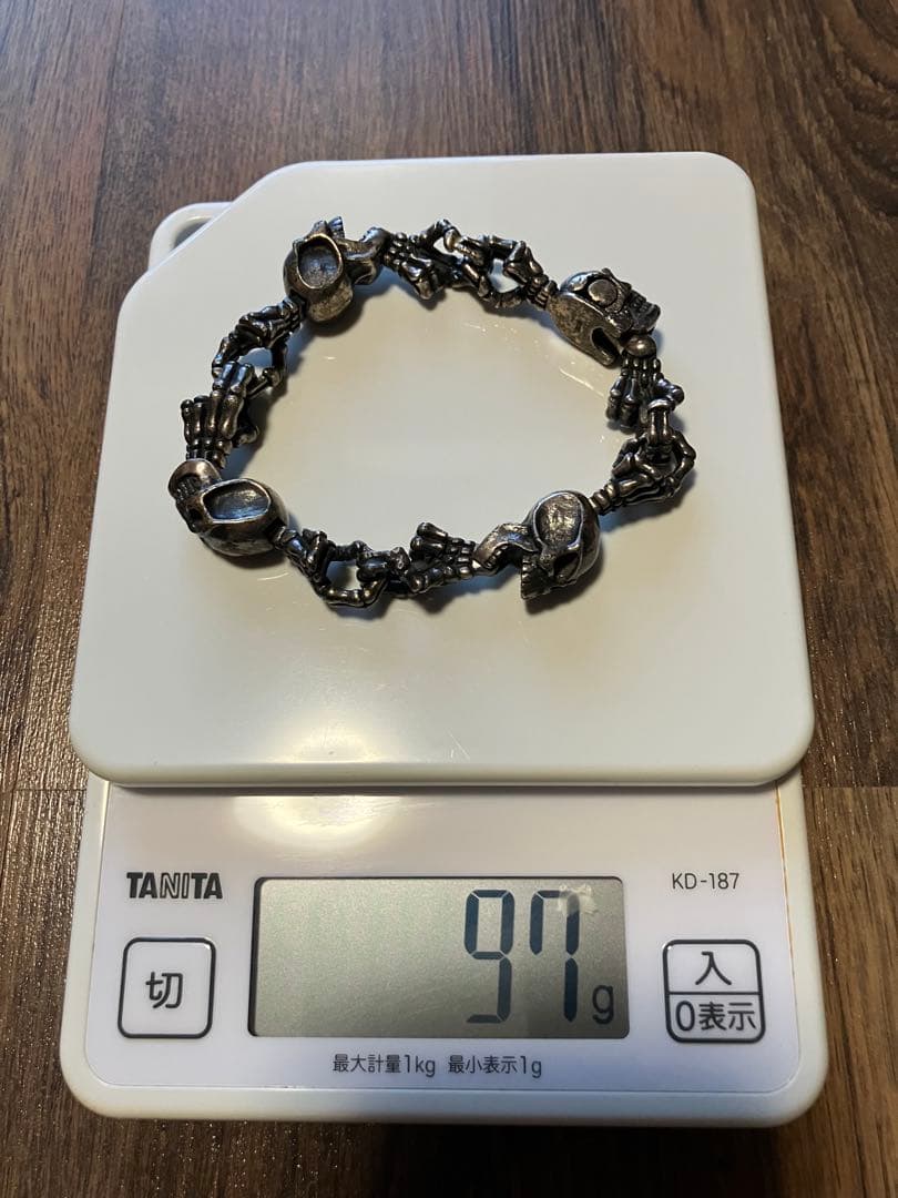 スカルブレスレット