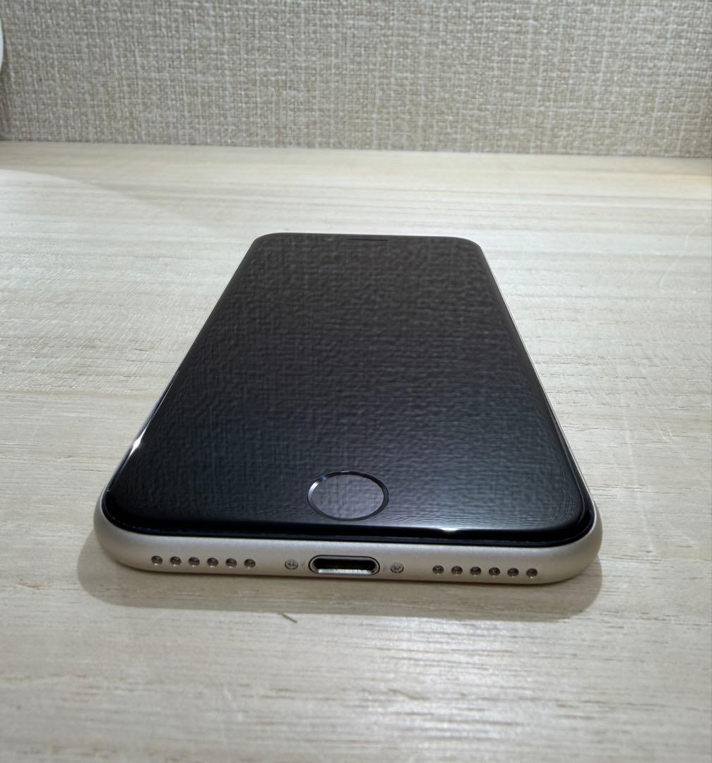 Apple iPhone SE 第3世代 ホワイト 64GB 美品　箱、付属品無
