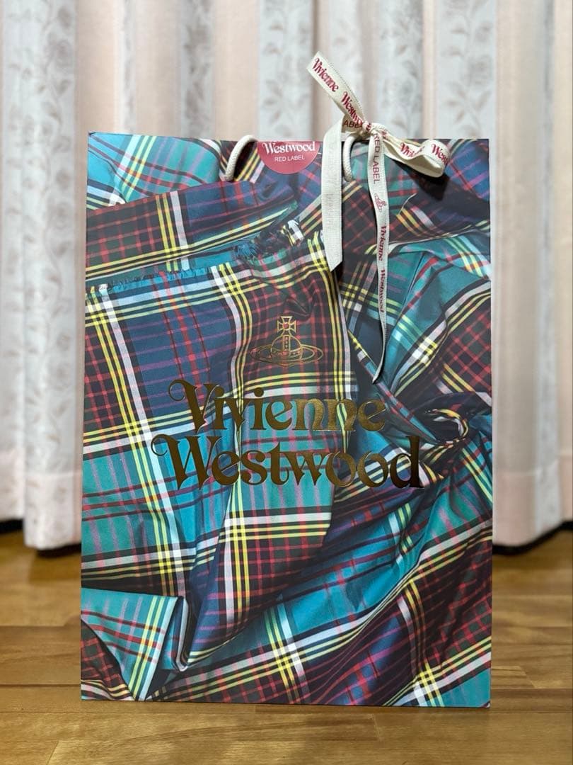 ビビアン 黒ニットキャップ Vivienne Westwood