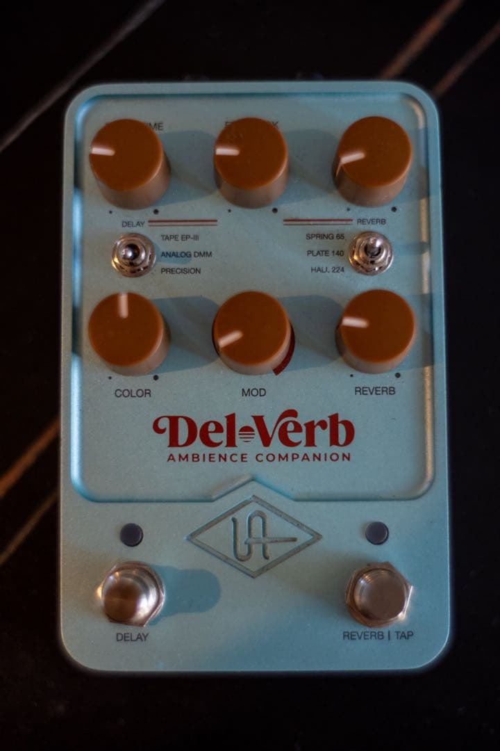 ギター UAFX Del-Verb