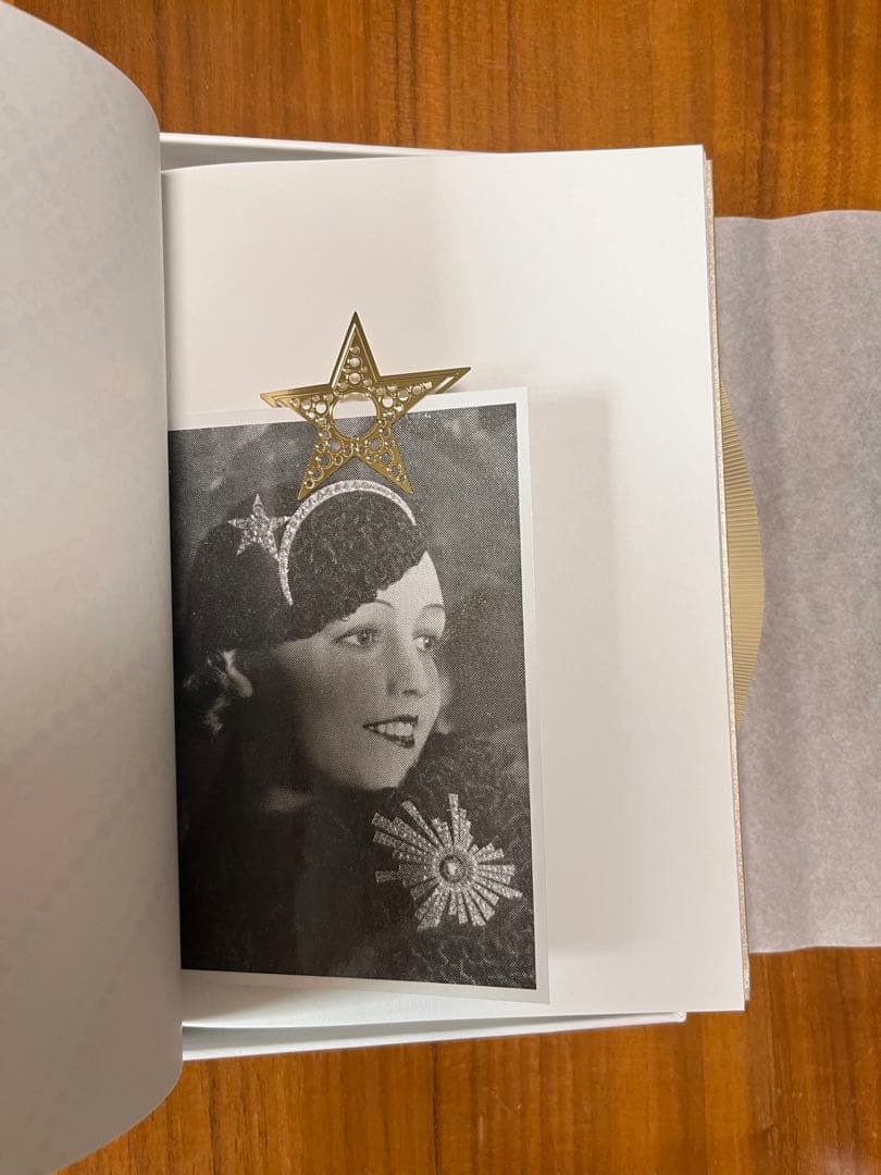 CHANEL ゴールド ノート