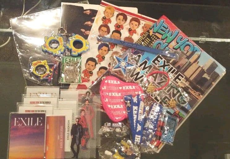 EXILE　まとめ売り　セット　おまけ付き　E-Girls　120点