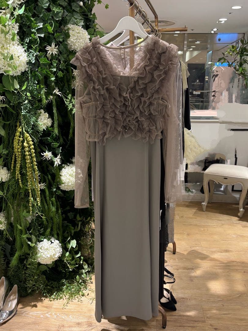 atlo パーティドレス　オケージョンドレス　グレージュ