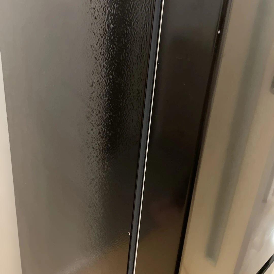 送料込　2023年製　REFAGE 冷凍冷蔵庫 YRZ-F15LK ブラック