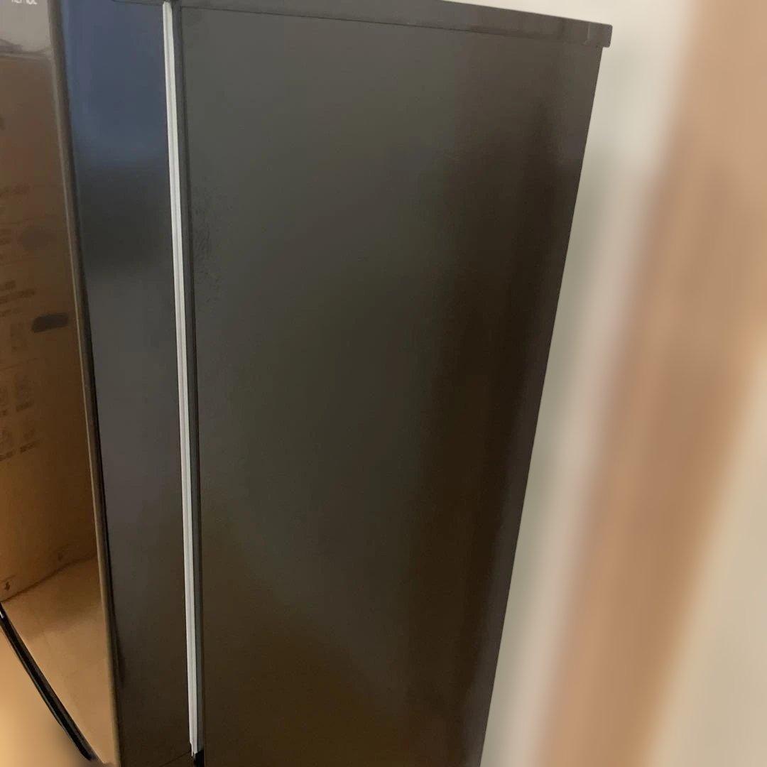 送料込　2023年製　REFAGE 冷凍冷蔵庫 YRZ-F15LK ブラック
