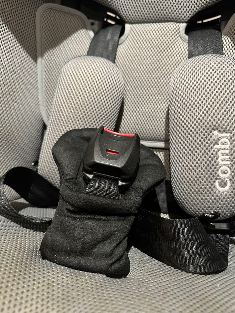 Combi THE S ISOFIX エッグショック コンビ　ザエス