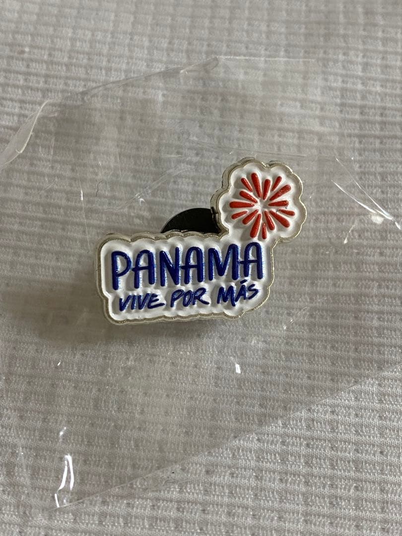 パナマ　万博　ピンバッジ