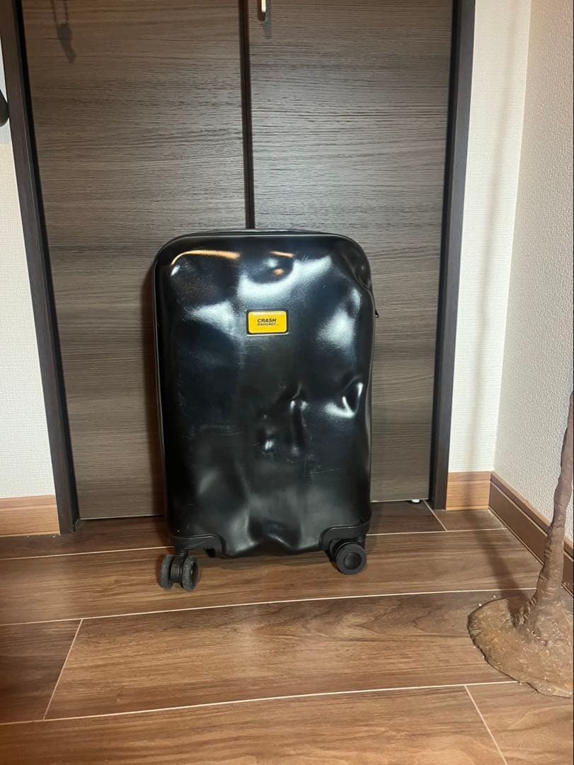 CRASH BAGGAGE キャリーケース Sサイズ　40リットル