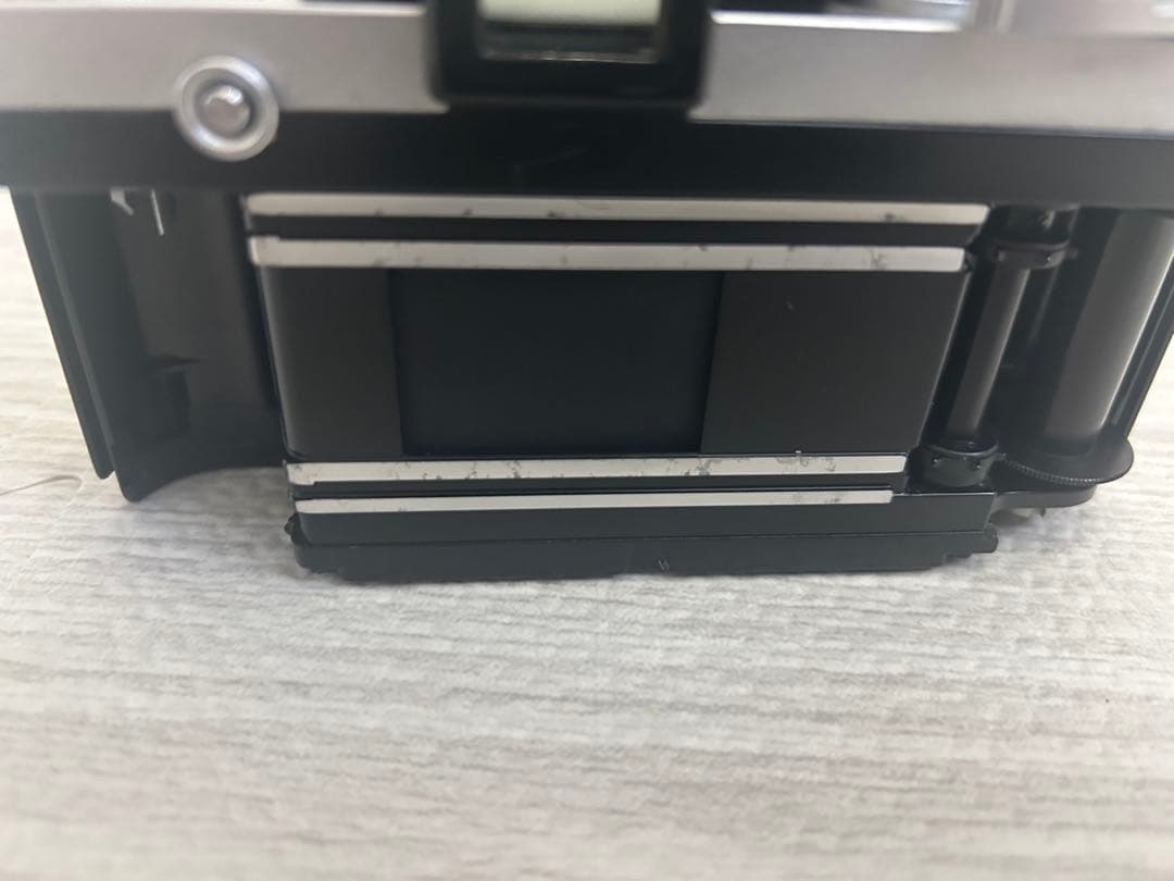 Nikon F 一眼レフ　フィルムカメラ　レンズ付き