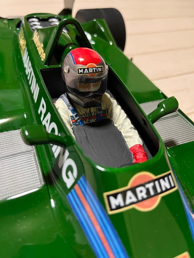 タミヤラジコンカー 1/10 マルティーニロータス79(当時物)