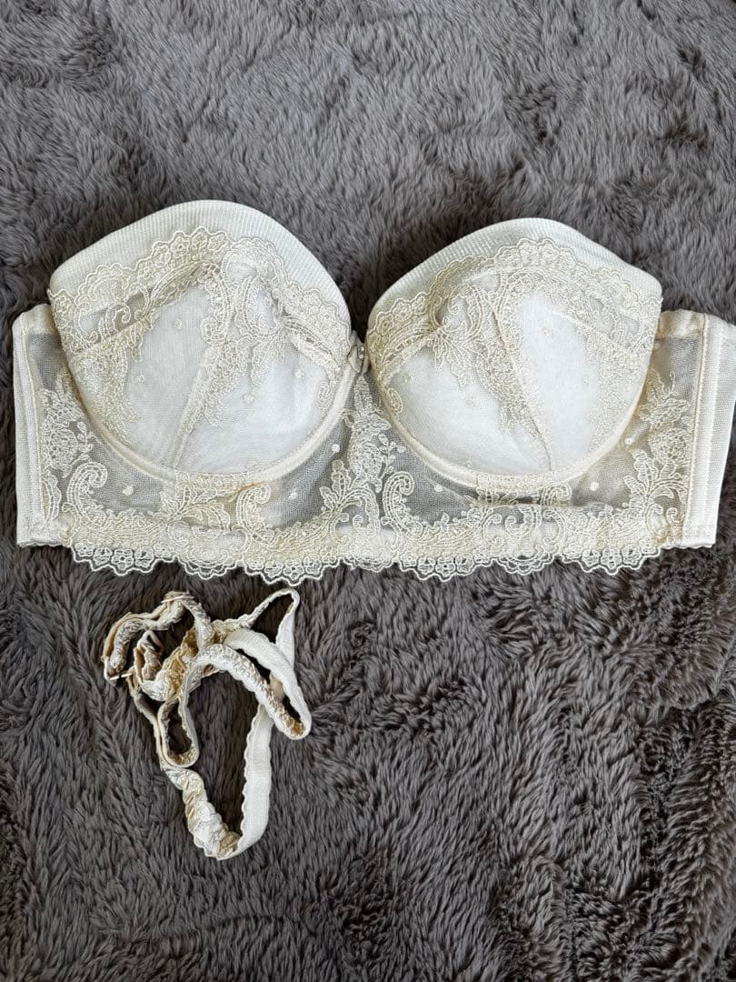 再々お値下げ！four sis&co ブライダルインナーセット D70 70