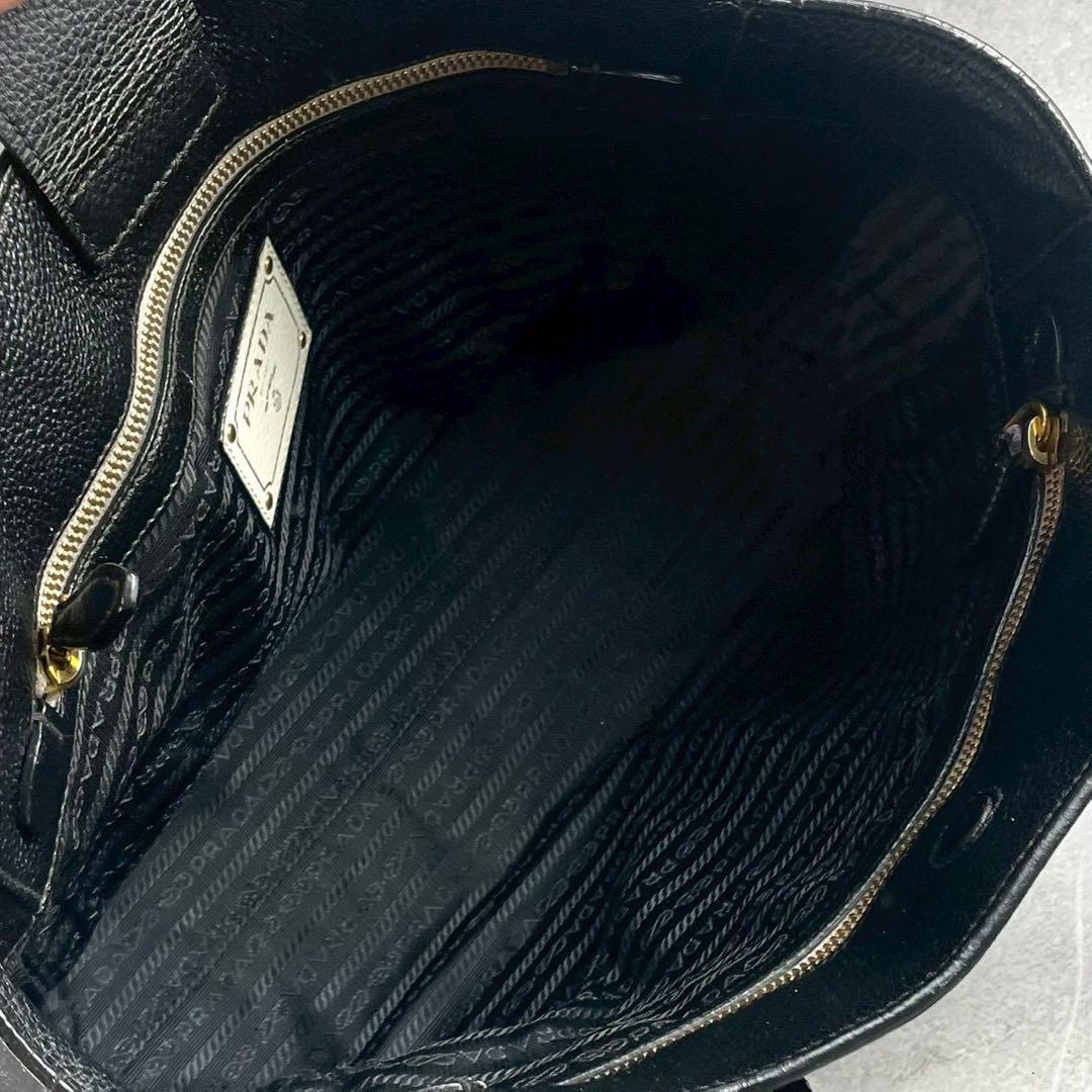 【お買い得】プラダ トートバッグ ハンドバッグ レザー ブラック