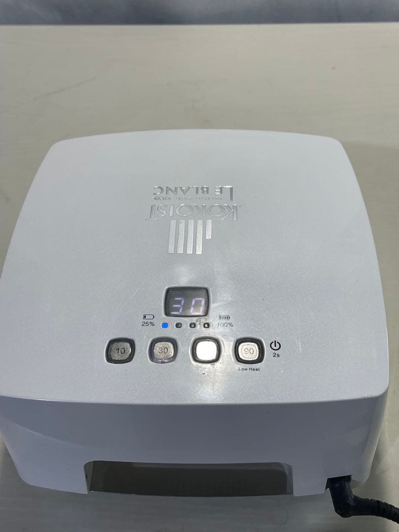 KOKOIST UV/LEDネイルランプ　①