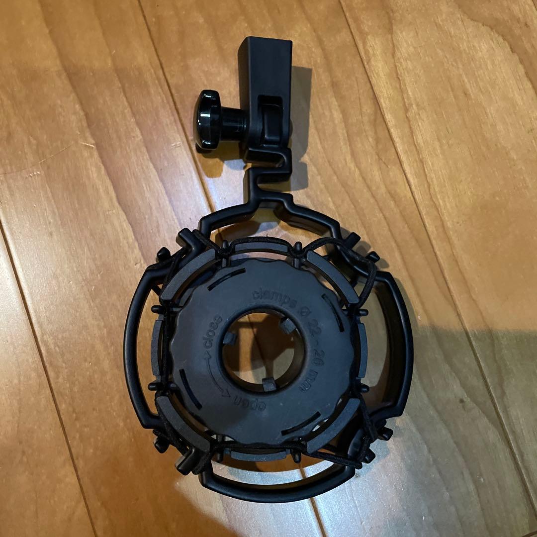 【値下げ】AKG コンデンサーマイク C4000B + サスペンションホルダ