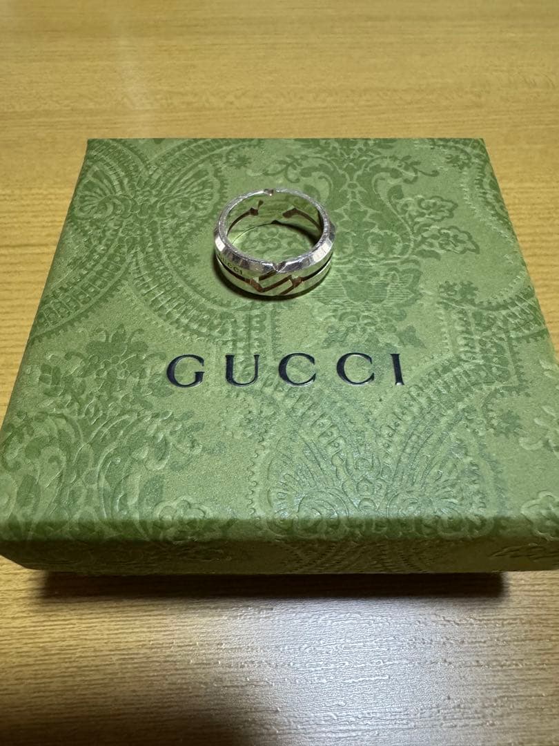GUCCI ノットリング