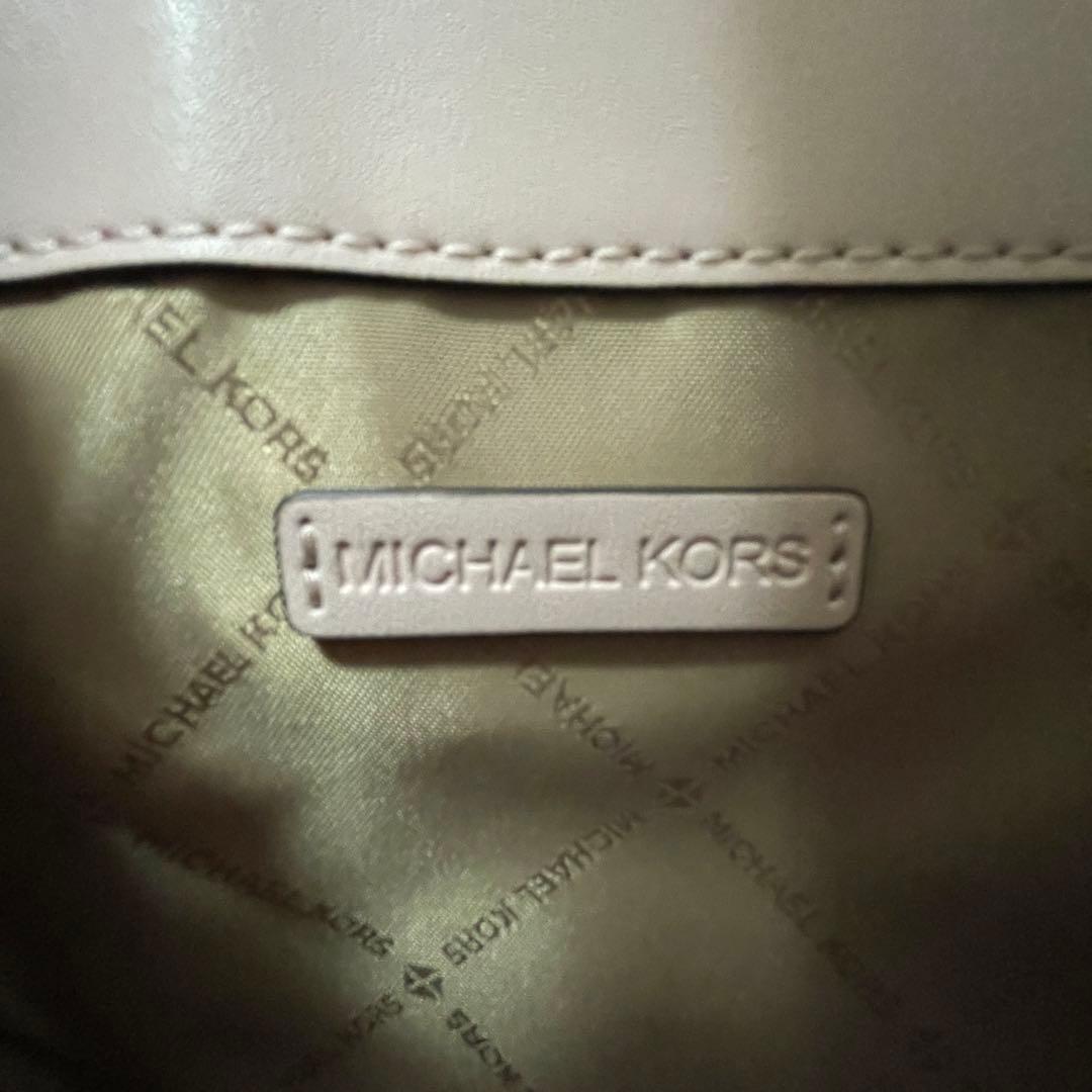 早い者勝ち！訳あり新品 MICHAEL KORS ミニショルダーバッグ