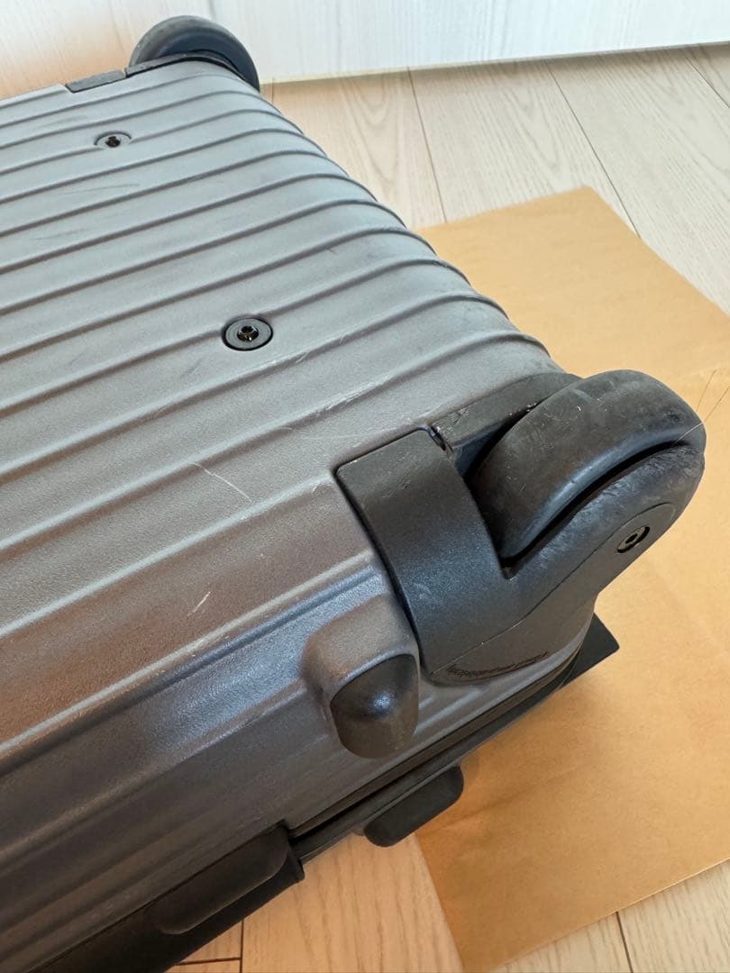 【リモワ】廃盤　SALSA サルサ2輪スーツケース33L