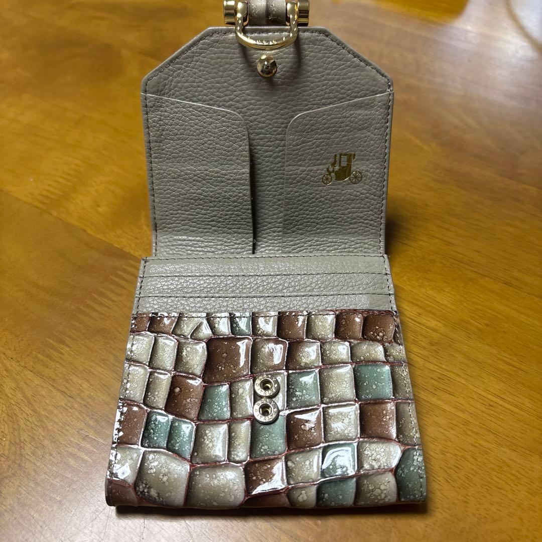 ATAO ロトロ・ヴィトロ アドリアエメラルド