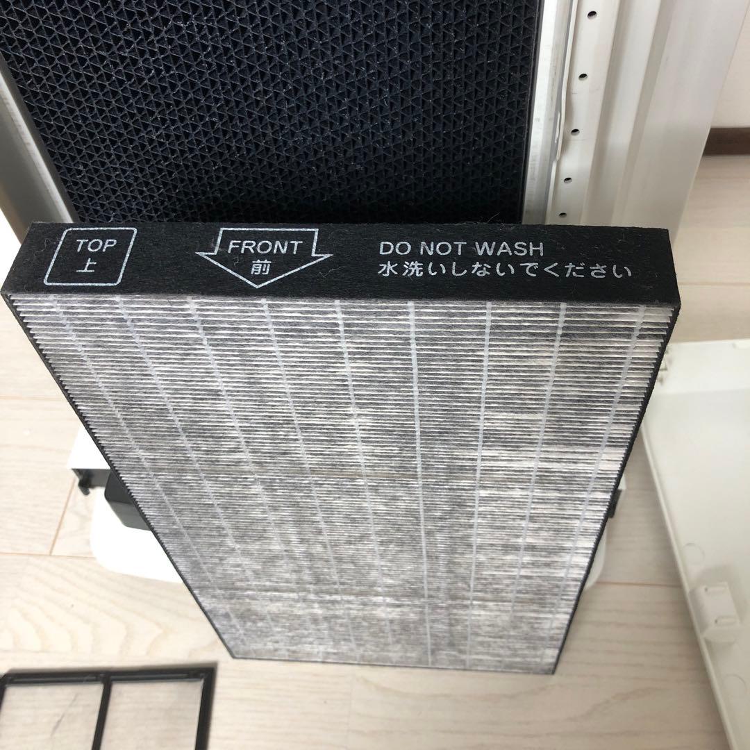 ダイキンMCK70WBK-W 空気清浄機 ホワイト　キャスター付き