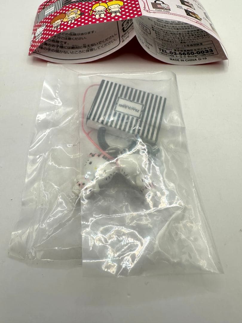 新品未開封　ピーチジョン　ハローキティ　ミミィ　ストラップ