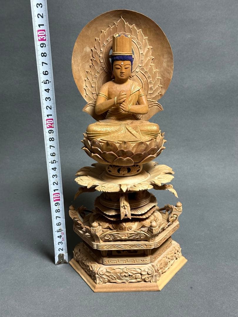 白檀　金泥書　大如来3寸　六角ケマン台　木彫り　仏像　アンティーク　置物　骨董