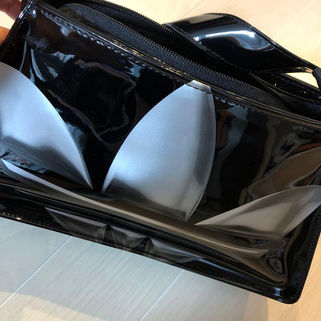 adidas 黒 エナメル　ハンドバッグ　未使用
