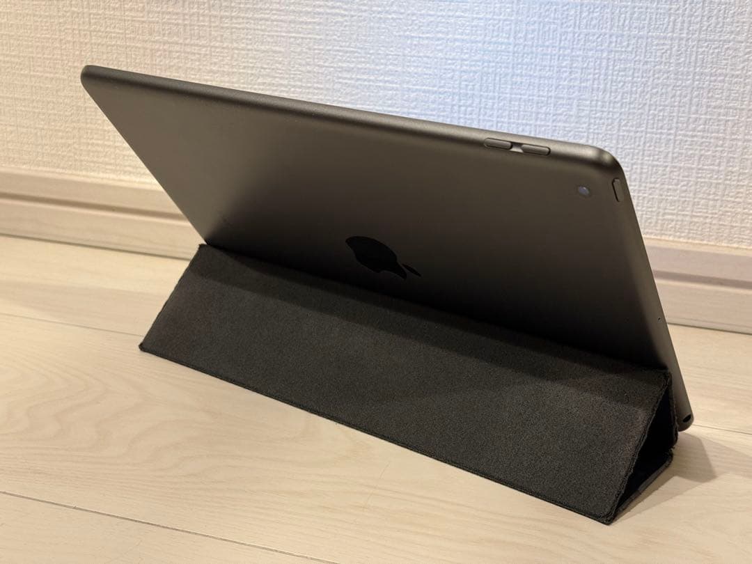 『美品』iPad 第7世代 Wi-Fiモデル 32GB スペースグレイ/カバー付