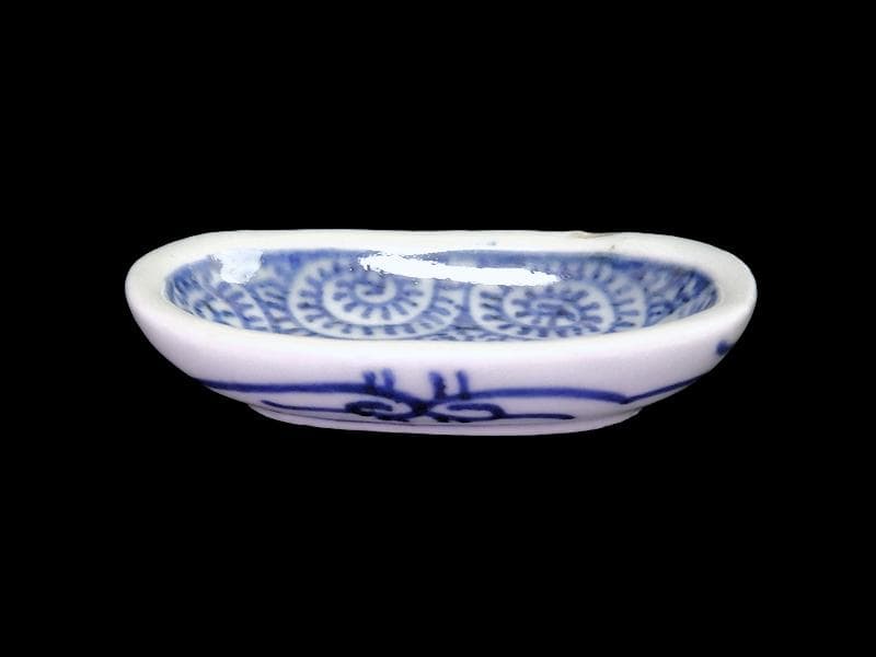 古伊万里　染付　蛸唐草の図　楕円豆皿　珍品　E498AS-CTw