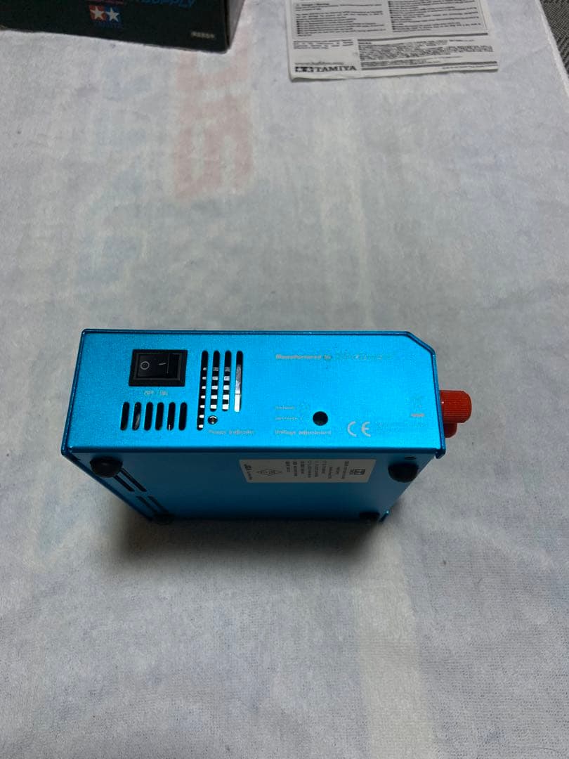 タミヤVG 24A パワーサプライ TRF 安定化電源